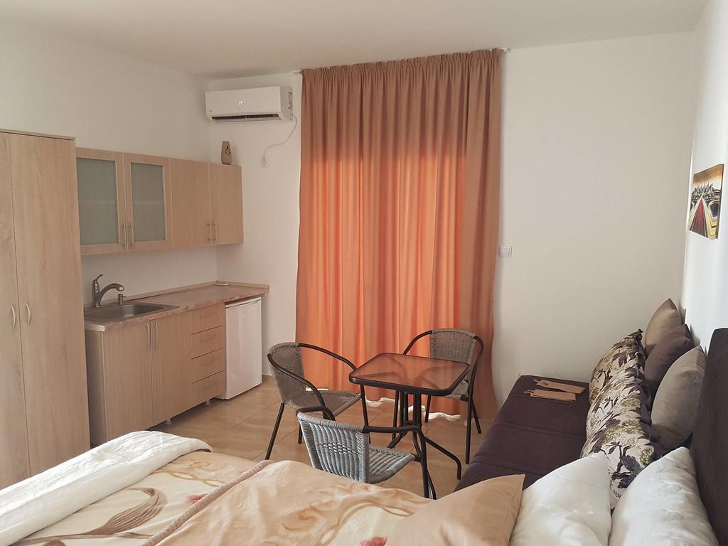 Apartments Stuart ウトイェハ エクステリア 写真